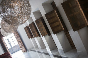 pasillo-2-planta-ventanales