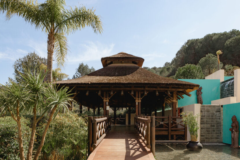 yoga-class-in-marbella-scaled