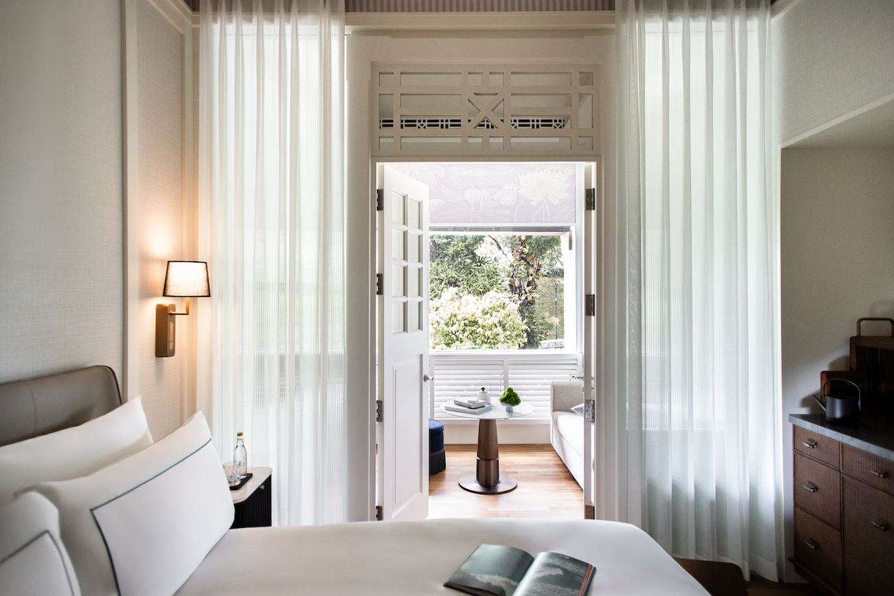 METT Singapore Junior Suite