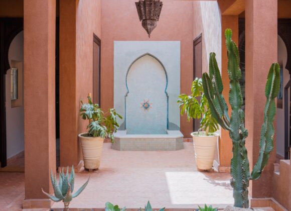 Web_Gallery-Kasbah Tamadot - Riad Courtyard LR