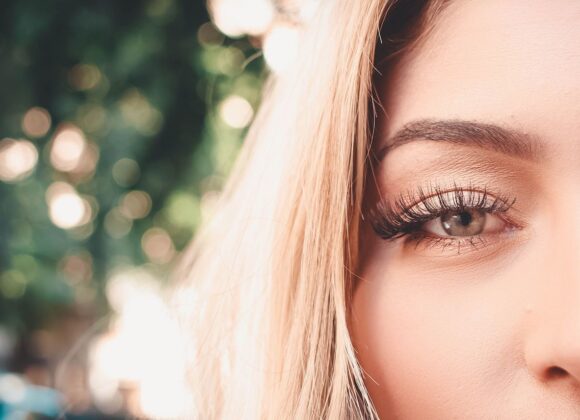 eyelash extension